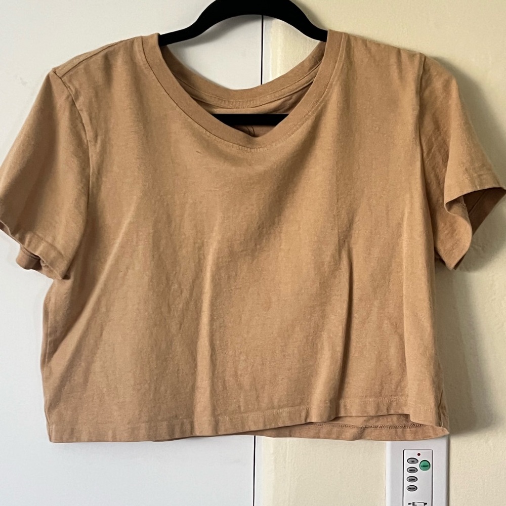 UO Cropped Tee